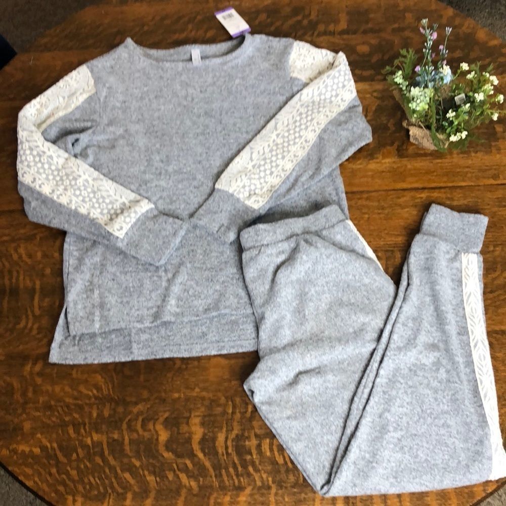 Flora Nikrooz Gray Lounge PJ Set with Cream Lace Trim